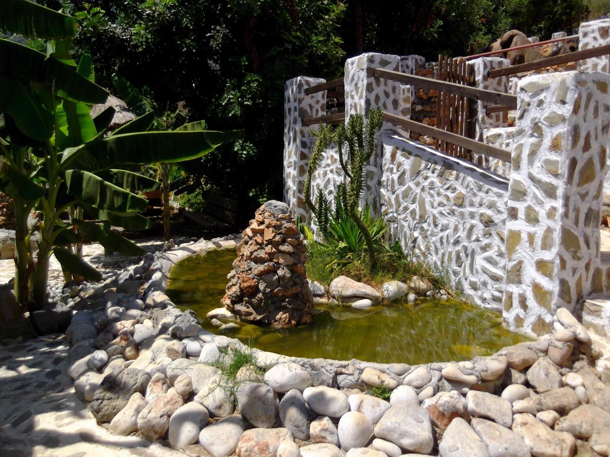 Stone Village Hotel Apartments Bali  Bagian luar foto