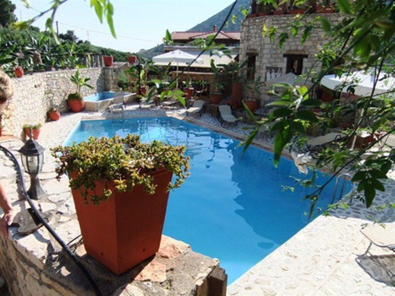 Stone Village Hotel Apartments Bali  Bagian luar foto