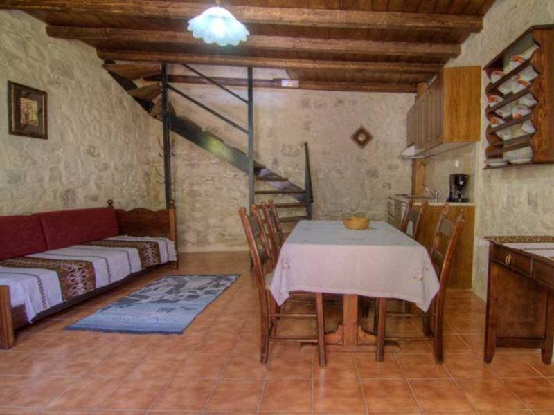 Stone Village Hotel Apartments Bali  Bagian luar foto
