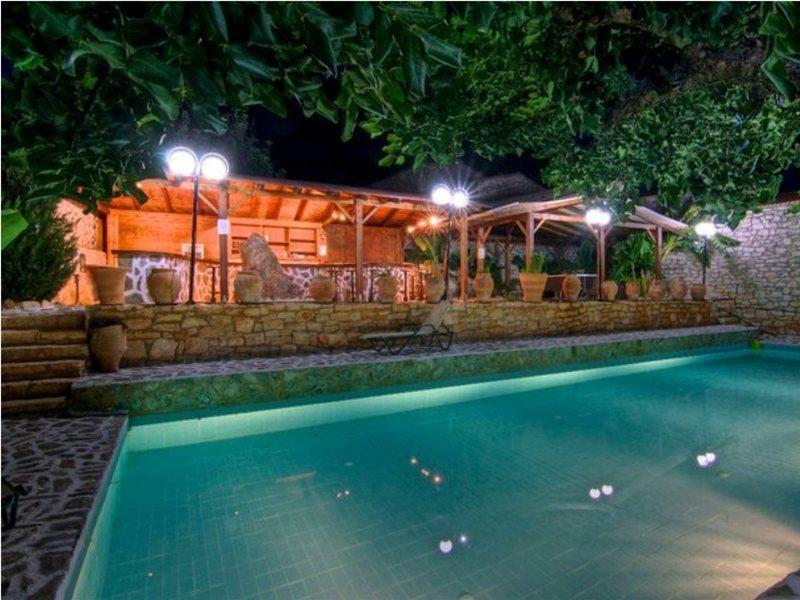 Stone Village Hotel Apartments Bali  Bagian luar foto