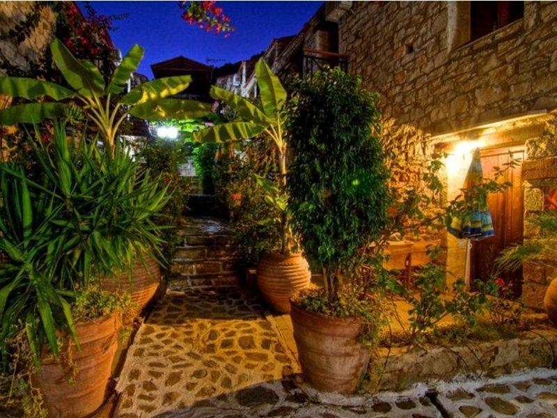 Stone Village Hotel Apartments Bali  Bagian luar foto