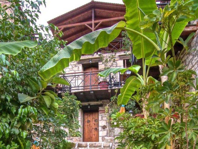 Stone Village Hotel Apartments Bali  Bagian luar foto