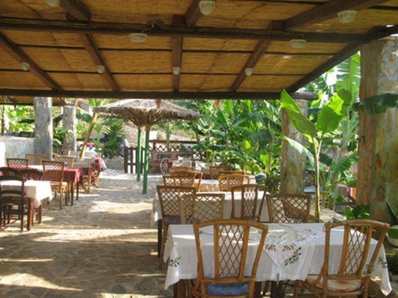 Stone Village Hotel Apartments Bali  Bagian luar foto