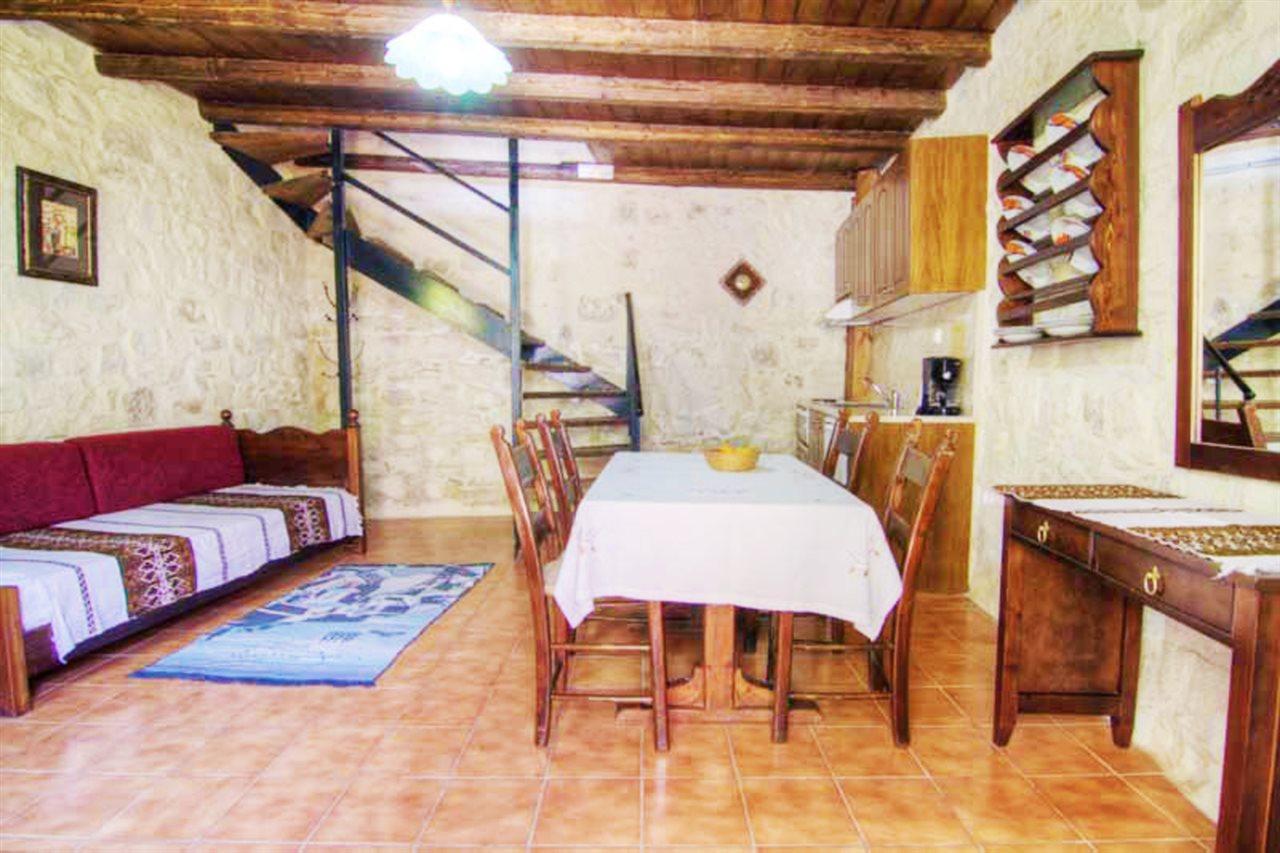 Stone Village Hotel Apartments Bali  Bagian luar foto